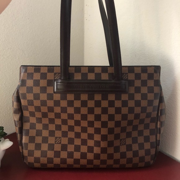 Authentic Louis Vuitton bag - Picture 1 of 8